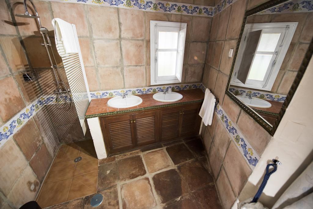 Amarna Conil Guest House Conil De La Frontera Exterior photo